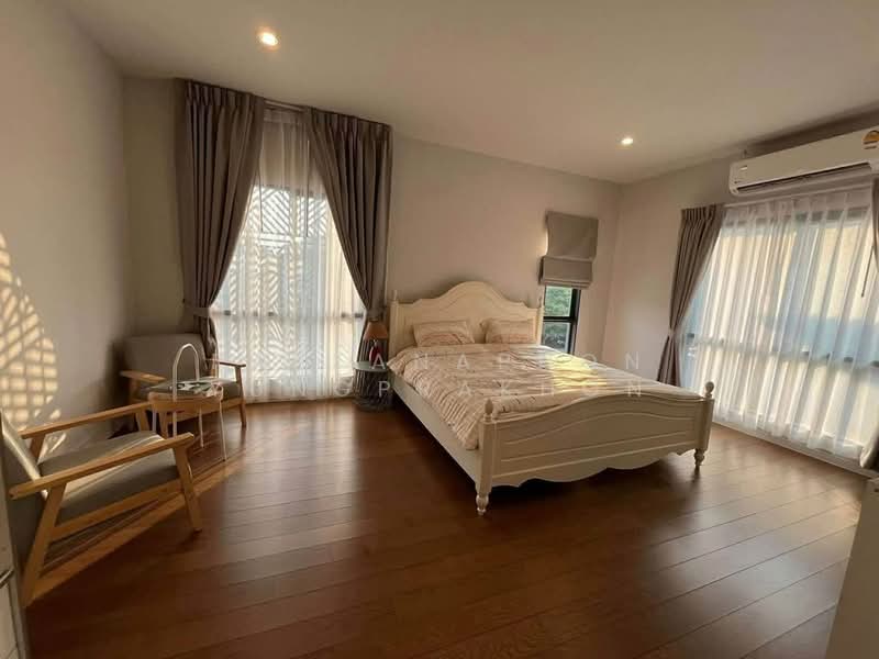 Burasiri Pattanakarn, Bangkok, New Pattanakarn Road, Prawet, Prawet, Bangkok, 4 Bedrooms, 210 sqm, Single Detached House For Sale, by Rattanaphon Yungprakhon, 500286654 - DDproperty.com