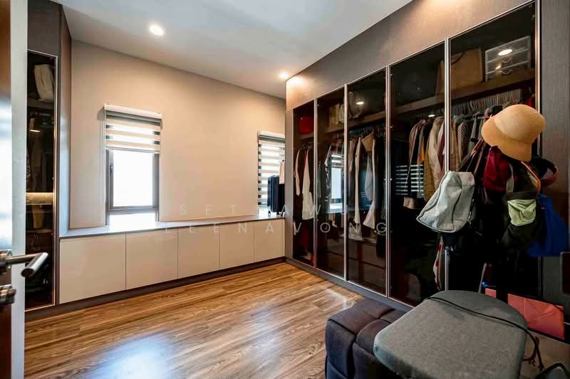 Burasiri Krungthep Kreetha, Bangkok, 95 Soi Pracha Ruam Chai, Hua Mak, Bang Kapi, Bangkok, 4 Bedrooms, 220 sqm, Single Detached House For Sale, by Settawut Leenavong, 500286662 - DDproperty.com