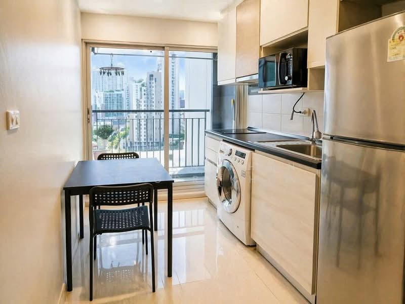 Life Ratchadapisek, Bangkok, 279 Ratchadapisaek Road, Huai Khwang, Huai Khwang, Bangkok, 1 Bedroom, 31 sqm, Condo For Sale, by Rattanaphon Yungprakhon, 500286678 - DDproperty.com