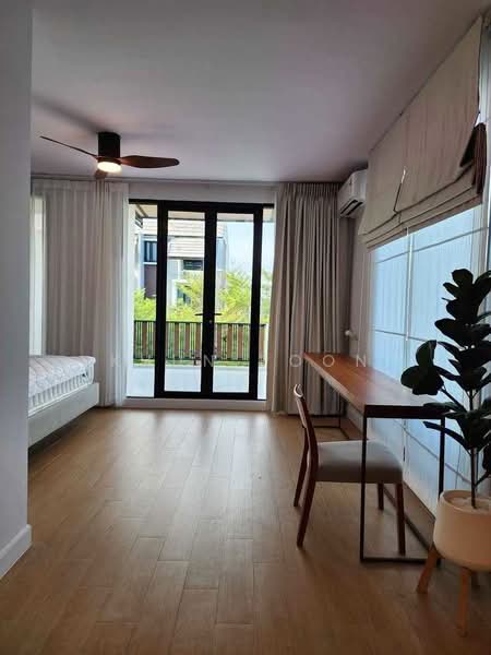 For Rent: 3-Storey Corner Townhome near BTS Si Nut (SPSSR203), Bangkok, สุขุมวิท 77, Prawet, Prawet, Bangkok, 4 Bedrooms, 380 sqm, Townhouse For Rent, by Khun Poon, 500286679 - DDproperty.com