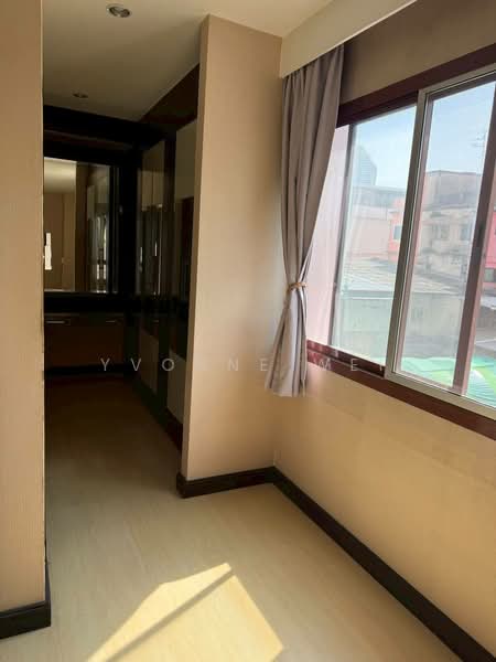 Baan Klang Krung Resort (Ratchada 7), Bangkok, 7 Ratchadaphisek Road, Din Daeng, Din Daeng, Bangkok, 2 Bedrooms, 66 sqm, Condo For Sale, by Yvonne Wei, 500286688 - DDproperty.com