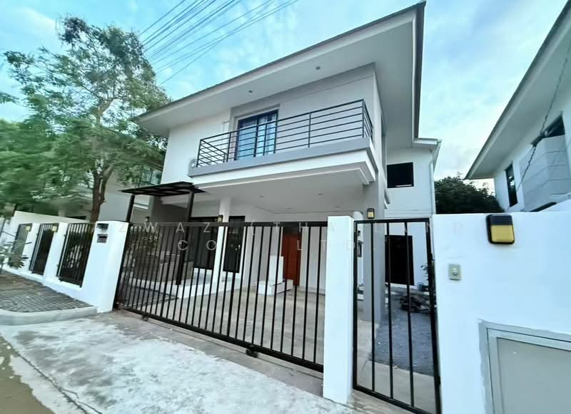 Renovated 4BR House Near Samui Airport with Tenant and Rental Income Ready, Surat Thani, Bo Put, Ko Samui, Surat Thani, 4 Bedrooms, 150 sqm, Single Detached House For Sale, by Fazwaz (Thailand) Co., Ltd., 500286691 - DDproperty.com