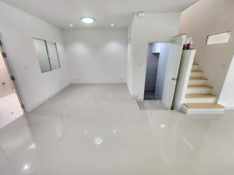 Pleno Ratchapruek-Rama 5, Nonthaburi, Bang Kruai-Sai Noi Road, Bang Krang, Muang Nonthaburi, Nonthaburi, 3 Bedrooms, 110 sqm, Townhouse For Sale, by Wanida Dechametarkul, 500286702 - DDproperty.com