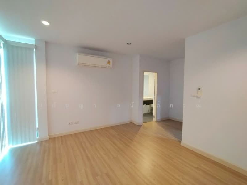 Nirvana Cluster Ramkhamhaeng, Bangkok, Rat Phatthana Road, Saphan Sung, Saphan Sung, Bangkok, 4 Bedrooms, 250 sqm, Townhouse For Sale, by ปภัชญา ธนัตถ์ภรณ์, 500286759 - DDproperty.com