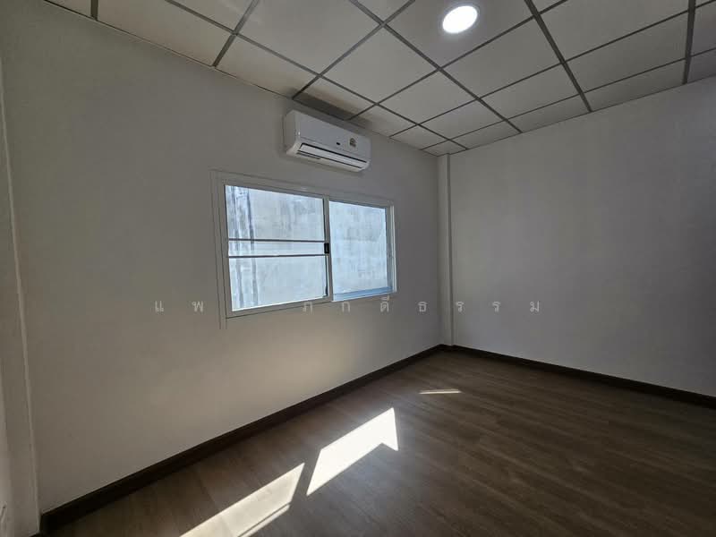 มิตรไมตรี, Bangkok, Bangmot, Thung Khru, Bangkok, 3 Bedrooms, 100 sqm, Townhouse For Sale, by แพร ภักดีธรรม, 500286771 - DDproperty.com
