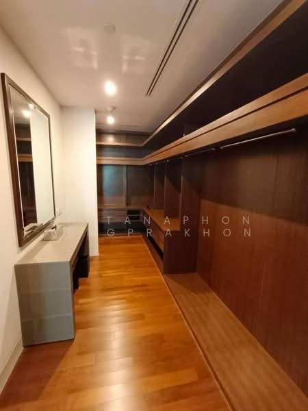 The St. Regis Bangkok (Residences), Bangkok, Rajdamri, Lumphini, Pathum Wan, Bangkok, 4 Bedrooms, 437 sqm, Condo For Rent, by Rattanaphon Yungprakhon, 500286783 - DDproperty.com