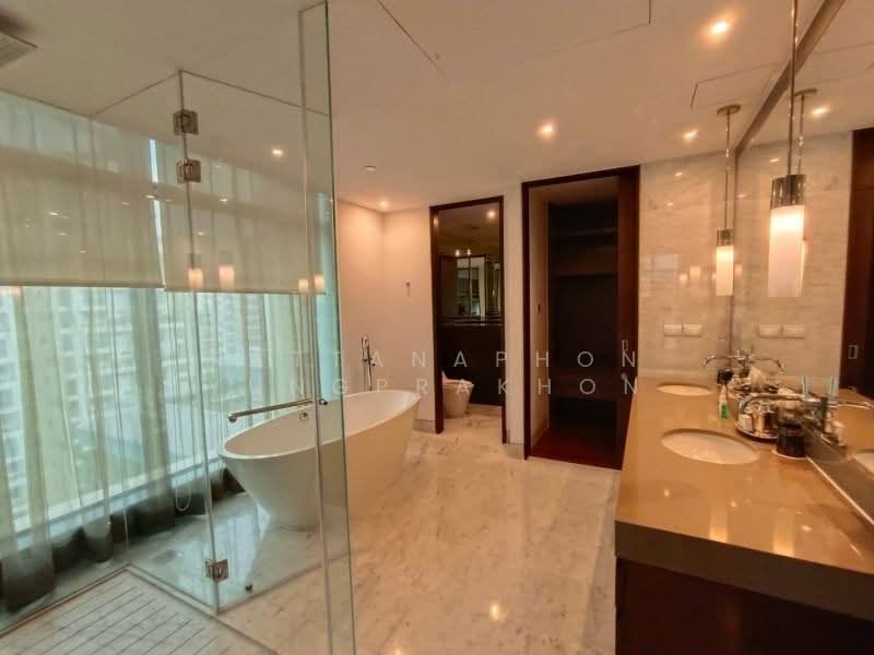 The St. Regis Bangkok (Residences), Bangkok, Rajdamri, Lumphini, Pathum Wan, Bangkok, 4 Bedrooms, 437 sqm, Condo For Rent, by Rattanaphon Yungprakhon, 500286783 - DDproperty.com