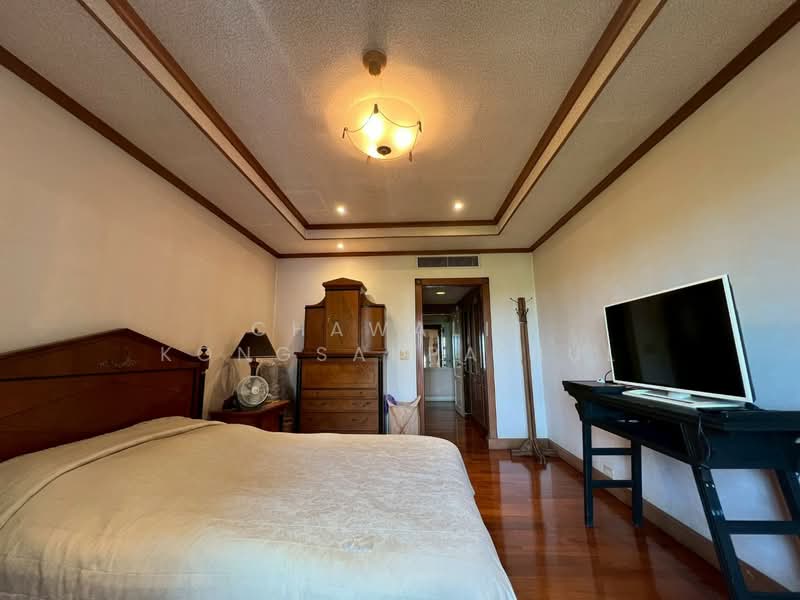 Suan Thip Condominium, Nonthaburi, Soi 25, Sukha Prachasan 2 Rd., Bang Phut, Pak Kret, Nonthaburi, 3 Bedrooms, 330 sqm, Condo For Sale, by CHAWALIT KONGSAKPAIBUL, 500286793 - DDproperty.com