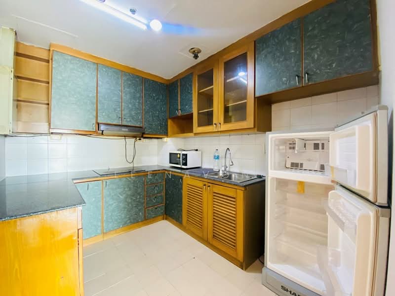 Saichol Mansion, Bangkok, 1349/1-208  Charoennakorn Road, Bang Lam Phu Lang, Khlong San, Bangkok, 3 Bedrooms, 170 sqm, Condo For Sale, by Settawut Leenavong, 500286807 - DDproperty.com