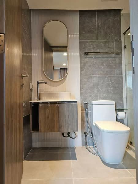 Lloyd Soonvijai-Thonglor, Bangkok, Soi Phetchaburi 47, Phetchaburi Road, Bang Kapi, Huai Khwang, Bangkok, 1 Bedroom, 28 sqm, Condo For Rent, by Punnawat Keeratidusitroj, 500286818 - DDproperty.com