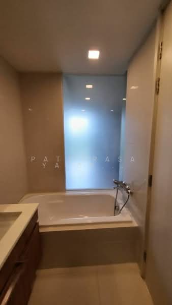 Via 31, Bangkok, Soi Sukhumvit 31, Khlong Tan Nua, Watthana, Bangkok, 1 Bedroom, 47 sqm, Condo For Rent, by Pattarasaya Sripirom, 500286945 - DDproperty.com