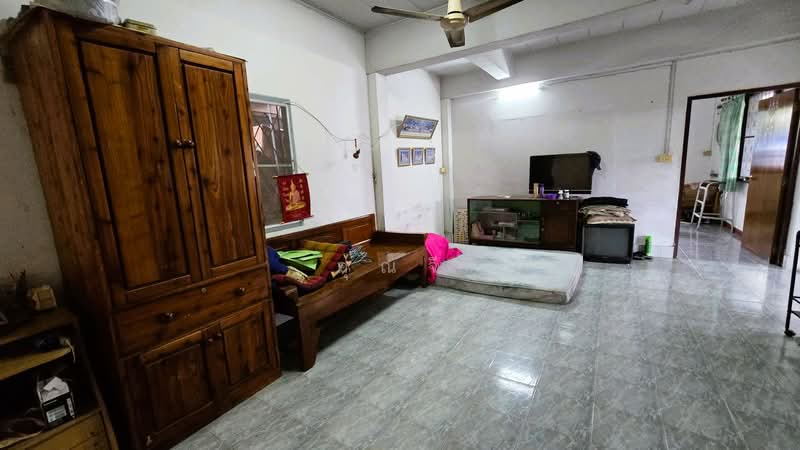 For Sale — Townhouse / Semi-detached, 71 Sq.Wah, Hansa Village Phetkasem 81, near MRT, Bangkok, Nong Kang Plu, Nong Khaem, Bangkok, 5 Bedrooms, 200 sqm, Townhouse For Sale, by คุณจี, 500286975 - DDproperty.com