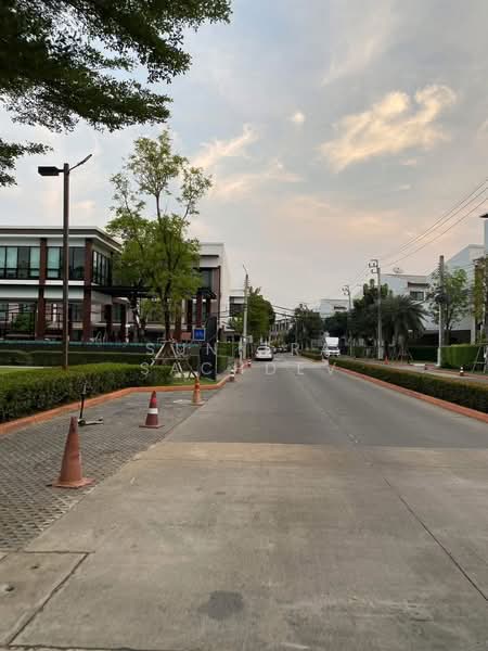 Baan Klang Muang Kalpapruek : บ้านกลางเมือง กัลปพฤกษ์, กรุงเทพ, ถนนศาลธนบุรี, บางหว้า, ภาษีเจริญ, กรุงเทพ, 117 ตร.ม., ทาวน์เฮ้าส์ ขาย, โดย Sunitra Sachdev, 500287027 - DDproperty.com
