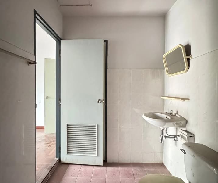 Bang Yai City, Nonthaburi, Bang Yai City Village Road, Sao Thong Hin, Bang Yai, Nonthaburi, 2 Bedrooms, 100 sqm, Townhouse For Sale, by Panlapa Khanha, 500287070 - DDproperty.com