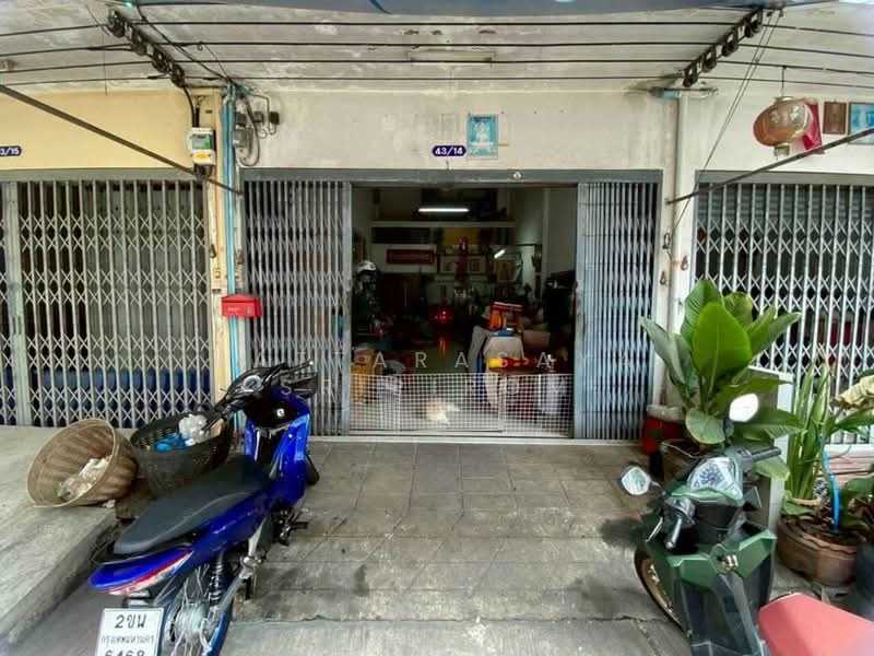 4-BR House, Bangkok, Bangko, Chom Thong, Bangkok, 4 Bedrooms, 266 sqm, Single Detached House For Sale, by Chatruedee Sakphrom, 500287088 - DDproperty.com