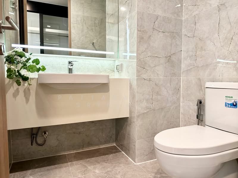 Noble Around Sukhumvit 33, Bangkok, 17 Soi Sukhumvit 33, Khlong Tan Nua, Watthana, Bangkok, 2 Bedrooms, 65 sqm, Condo For Rent, by Pattarasaya Sripirom, 500287125 - DDproperty.com