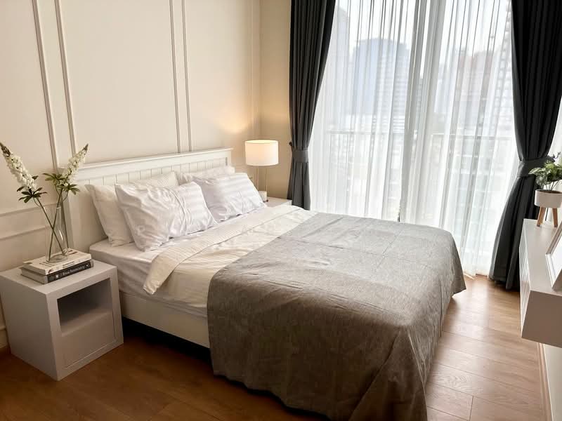Noble Around Sukhumvit 33, Bangkok, 17 Soi Sukhumvit 33, Khlong Tan Nua, Watthana, Bangkok, 2 Bedrooms, 65 sqm, Condo For Rent, by Pattarasaya Sripirom, 500287125 - DDproperty.com