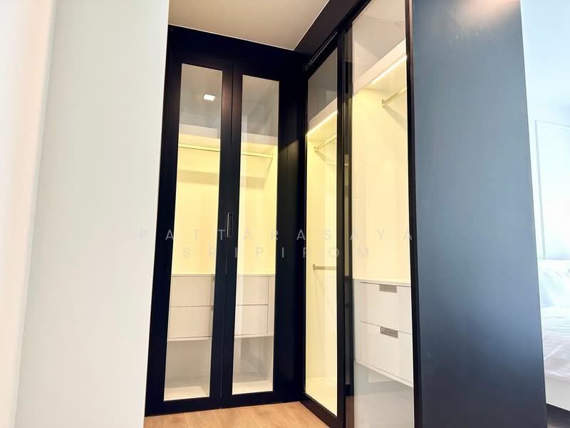 Noble Around Sukhumvit 33, Bangkok, 17 Soi Sukhumvit 33, Khlong Tan Nua, Watthana, Bangkok, 2 Bedrooms, 65 sqm, Condo For Rent, by Pattarasaya Sripirom, 500287125 - DDproperty.com