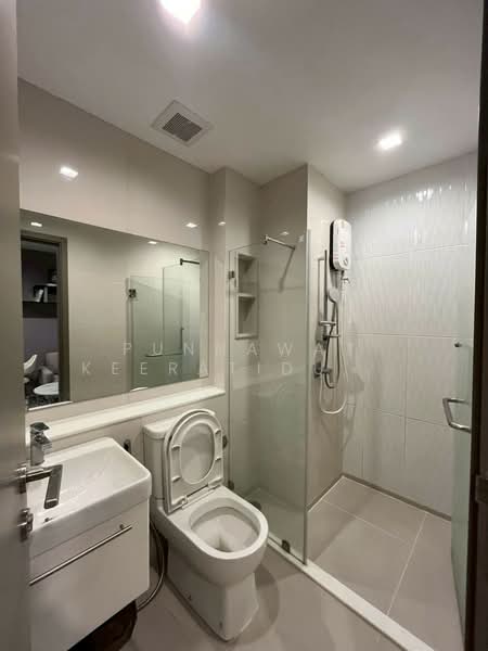 Life Asoke Hype, Bangkok, 339 Chaturathit Rd, Makkasan, Ratchathewi, Bangkok, 1 Bedroom, 26 sqm, Condo For Rent, by Najawa Salae, 500287170 - DDproperty.com