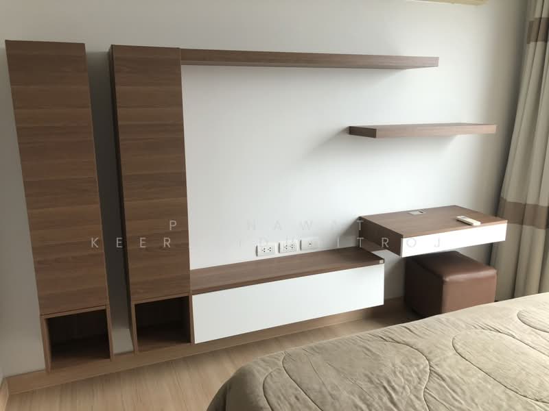 Thru Thonglor, Bangkok, Petchaburi Road, Bang Kapi, Huai Khwang, Bangkok, 1 Bedroom, 37 sqm, Condo For Rent, by Najawa Salae, 500287239 - DDproperty.com