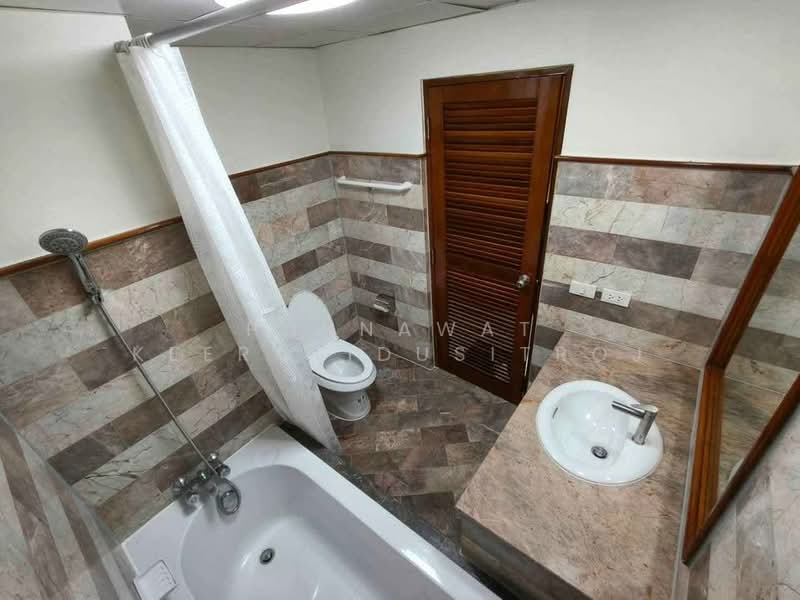Sukhumvit Suite : สุขุมวิท สวีท, กรุงเทพ, 19 ซอยสุขุมวิท 13, คลองเตยเหนือ, วัฒนา, กรุงเทพ, 28 ตร.ม., คอนโด ให้เช่า, โดย Punnawat Keeratidusitroj, 500287250 - DDproperty.com