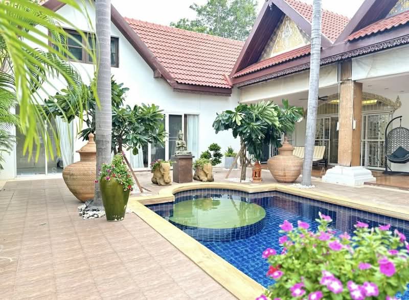 Jomtien Condotel and Village, Chon Buri (Pattaya), 318/39 Thappraya Rd, Nong Pru, Bang Lamung (Pattaya), Chon Buri (Pattaya), 4 Bedrooms, 380 sqm, Condo For Sale, by Saimaii Russiphat, 500287340 - DDproperty.com