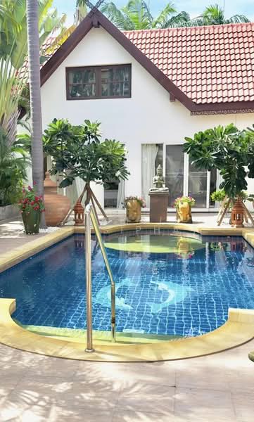 Jomtien Condotel and Village, Chon Buri (Pattaya), 318/39 Thappraya Rd, Nong Pru, Bang Lamung (Pattaya), Chon Buri (Pattaya), 4 Bedrooms, 380 sqm, Condo For Sale, by Saimaii Russiphat, 500287340 - DDproperty.com