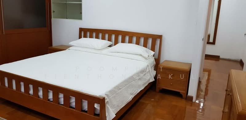 Newton Tower, Bangkok, Soi Sukhumvit 6, Khlong Toei, Bangkok, 2 Bedrooms, 119 sqm, Condo For Sale, by Poomphat Tienthongsakul, 500287349 - DDproperty.com
