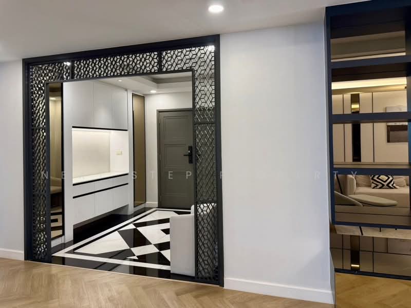 President Park Sukhumvit 24, Bangkok, 99 Sukhumvit 24 Alley, Khlongtoei Nua, Watthana, Bangkok, 3 Bedrooms, 223 sqm, Condo For Rent, by Next step property, 500287431 - DDproperty.com