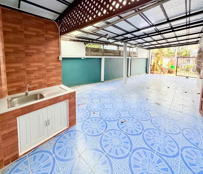 หมู่บ้านสุภาวัลย์ ลำลูกกา คลอง2 (รีโนเวท) 37.1 ตร.ว., Pathum Thani, เสมาฟ้าคราม, Khu Khot, Lam Luk Ka, Pathum Thani, 3 Bedrooms, 148 sqm, Semi-Detached House (Twin House) For Sale, by Wasan Wasati, 500287443 - DDproperty.com