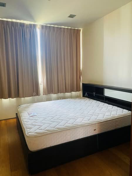 Ficus Lane, Bangkok, Soi Sukhumvit 44/1, Phra Kanong, Khlong Toei, Bangkok, 3 Bedrooms, 210 sqm, Condo For Sale, by Poomphat Tienthongsakul, 500287451 - DDproperty.com