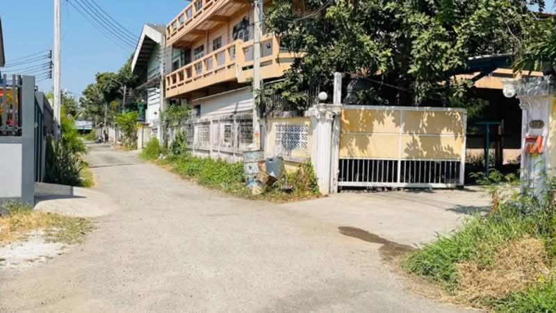 For Sale - ด่วนมากๆ! บ้านพร้อมโรงงาน ทำเลบางกระดี่ หาไม่ได้ง่าย ๆ, Bangkok