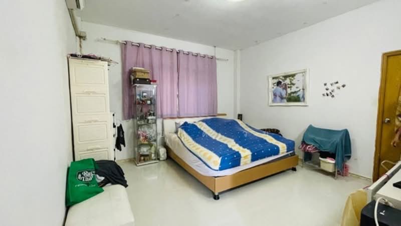 For Sale - ด่วนมากๆ! บ้านพร้อมโรงงาน ทำเลบางกระดี่ หาไม่ได้ง่าย ๆ, Bangkok
