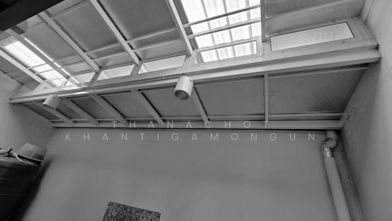 Sammakorn Avenue Suvarnabhumi, Bangkok, Rural Development 3 Khlong Song Ton Noon, Khlong Song Ton Nun, Lat Krabang, Bangkok, 4 Bedrooms, 174 sqm, Townhouse For Sale, by Thanachot Khantigamongun, 500287522 - DDproperty.com