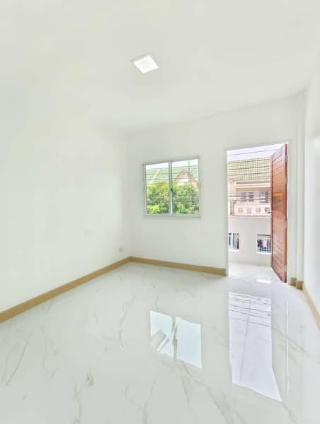 หมู่บ้านลดาสิริ, Nonthaburi, Phimonrat, Bang Bua Thong, Nonthaburi, 4 Bedrooms, 100 sqm, Townhouse For Sale, by NR AGENT, 500287524 - DDproperty.com