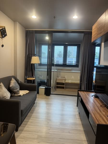 XT Huaikhwang, Bangkok, 244 Ratchadaphisek Road, Huai Khwang, Bangkok, 1 Bedroom, 35 sqm, Condo For Sale, by HOME Real Estate Service, 500287535 - DDproperty.com