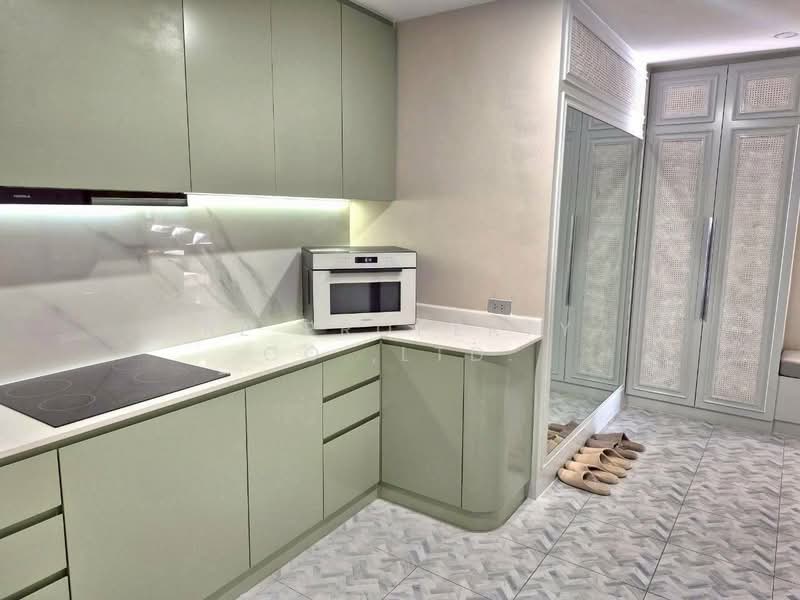 Baan Suanpetch, Bangkok, 18 Soi Sukhumvit 39, Khlong Tan Nua, Watthana, Bangkok, 2 Bedrooms, 135 sqm, Condo For Rent, by RE PROPERTY CO.,LTD., 500287543 - DDproperty.com