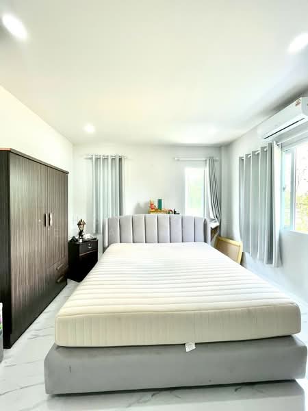 Ake-Arree Grand, Chon Buri (Pattaya), Bang Lamung, Bang Lamung (Pattaya), Chon Buri (Pattaya), 4 Bedrooms, 180 sqm, Single Detached House For Sale, by HOME Real Estate Service, 500287567 - DDproperty.com