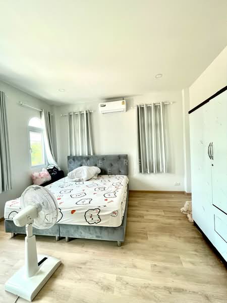 Ake-Arree Grand, Chon Buri (Pattaya), Bang Lamung, Bang Lamung (Pattaya), Chon Buri (Pattaya), 4 Bedrooms, 180 sqm, Single Detached House For Sale, by HOME Real Estate Service, 500287567 - DDproperty.com