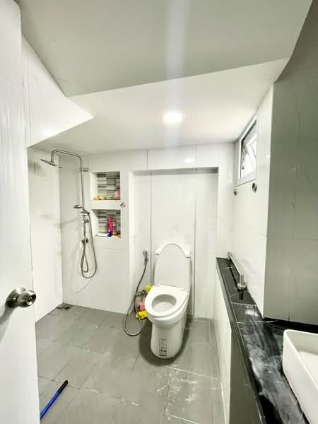 Ake-Arree Grand, Chon Buri (Pattaya), Bang Lamung, Bang Lamung (Pattaya), Chon Buri (Pattaya), 4 Bedrooms, 180 sqm, Single Detached House For Sale, by HOME Real Estate Service, 500287567 - DDproperty.com