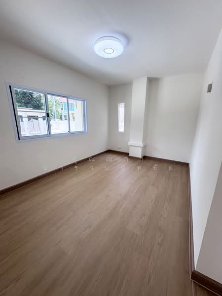 Perfect Park Kheha Romklao 64, Bangkok, Soi Kheha Rom Klao 64, Khlong Song Ton Nun, Lat Krabang, Bangkok, 3 Bedrooms, 160 sqm, Townhouse For Sale, by ปุณณภา นารานนทชัย, 500287622 - DDproperty.com
