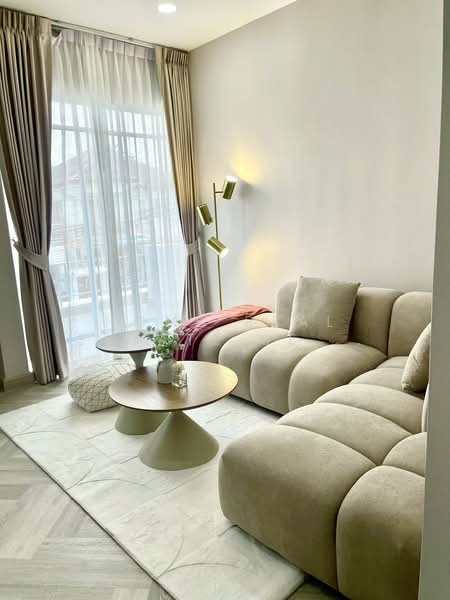 Park Avenue, Chon Buri (Pattaya), Bang Lamung, Bang Lamung (Pattaya), Chon Buri (Pattaya), 3 Bedrooms, 360 sqm, Single Detached House For Sale, by HOME Real Estate Service, 500287634 - DDproperty.com