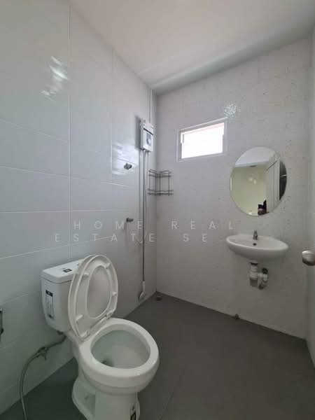 Pruksa Boonsampan, Chon Buri (Pattaya), Bang Lamung, Bang Lamung (Pattaya), Chon Buri (Pattaya), 3 Bedrooms, 170 sqm, Townhouse For Sale, by HOME Real Estate Service, 500287698 - DDproperty.com