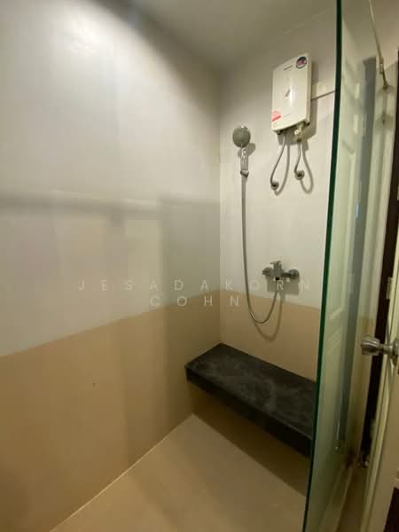 Sukhumvit Living Town, Bangkok, 299 Sukhumvit 21 Road, Khlongtoei Nua, Watthana, Bangkok, 2 Bedrooms, 52 sqm, Condo For Sale, by Jesadakorn Cohn, 500287717 - DDproperty.com