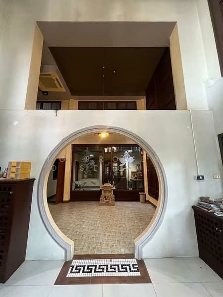 NG372 ให้เช่า บ้านเดี่ยว 2 ชั้น โชคชัย 4 ทะลุลาดพร้าว วังหิน ได้ รีโนเวทใหม่ พร้อมใช้งาน, Bangkok, โชคชัย4, Lat Phrao, Lat Phrao, Bangkok, 4 Bedrooms, 500 sqm, Single Detached House For Rent, by NTG Property House Co.,Ltd., 500287729 - DDproperty.com