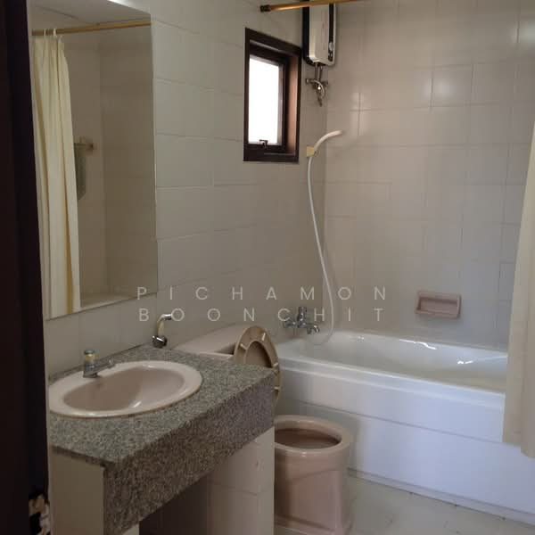 Top View Tower, Bangkok, Soi Sukhumvit 59, Khlong Tan Nua, Watthana, Bangkok, 2 Bedrooms, 91 sqm, Condo For Sale, by Pichamon Boonchit, 500287749 - DDproperty.com