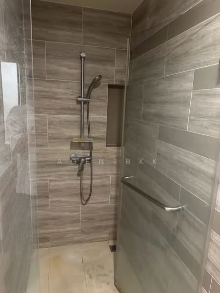 Maestro 03 Ratchada-Rama 9, Bangkok, Soi Ratchadaphisek 3 Ratchadaphisek Road, Din Daeng, Bangkok, 2 Bedrooms, 66 sqm, Condo For Rent, by Agentbkk, 500287757 - DDproperty.com
