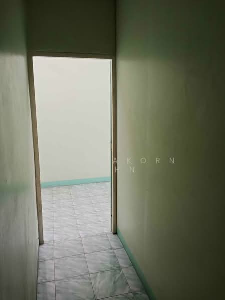 4-BR Townhouse, Bangkok, Bang Khun Sri, Bangkok Noi, Bangkok, 4 Bedrooms, 220 sqm, Townhouse For Sale, by Jesadakorn Cohn, 500287760 - DDproperty.com