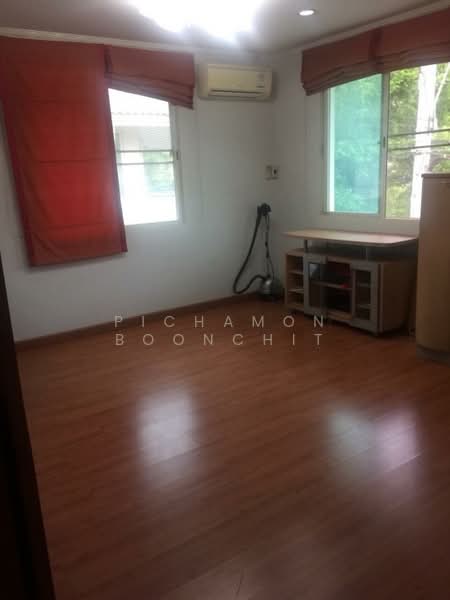 3-BR House, Bangkok, Tha Kham, Bang Khun Thian, Bangkok, 3 Bedrooms, 240 sqm, Single Detached House For Sale, by Pichamon Boonchit, 500287761 - DDproperty.com