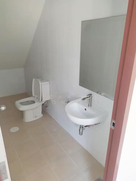 3-BR Townhouse, Bangkok, Bang Duan, Phasi Charoen, Bangkok, 3 Bedrooms, 180 sqm, Townhouse For Sale, by Pichamon Boonchit, 500287768 - DDproperty.com